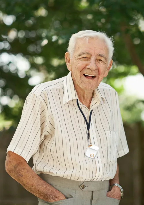 elderly-man-with-pendant-2-1